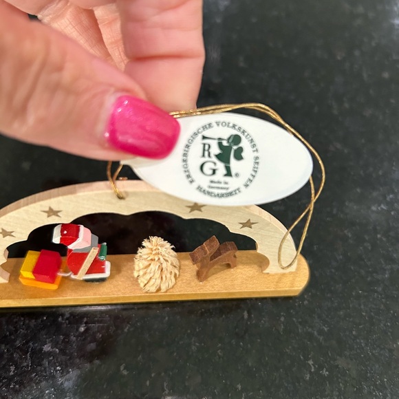 German Arch Xmas Santa Ornament - Picture 3 of 5